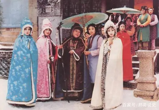 人胖穿什么裤子好看_穿风衣里面穿什么裤子_美国人冬天穿什么裤子